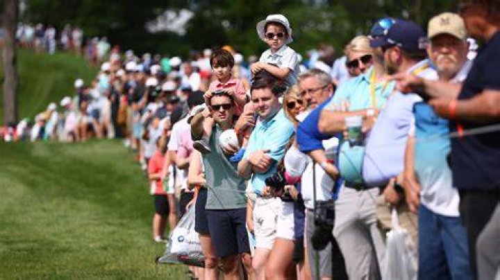 Can PGA members bring a guest to the Masters?